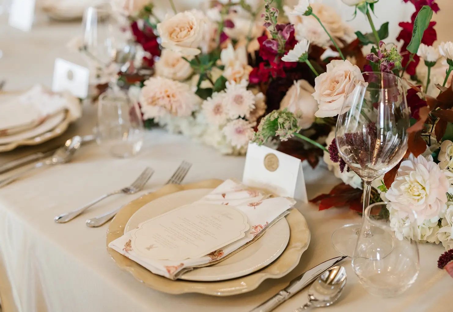 Wedding dinner setting at Stone Eagle Winery.